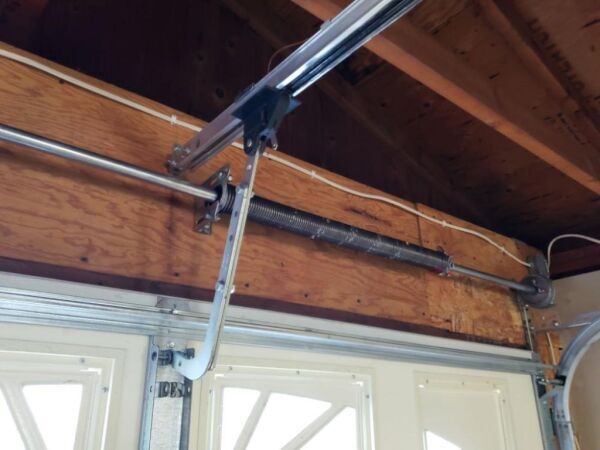 garage-door-spring-replacement