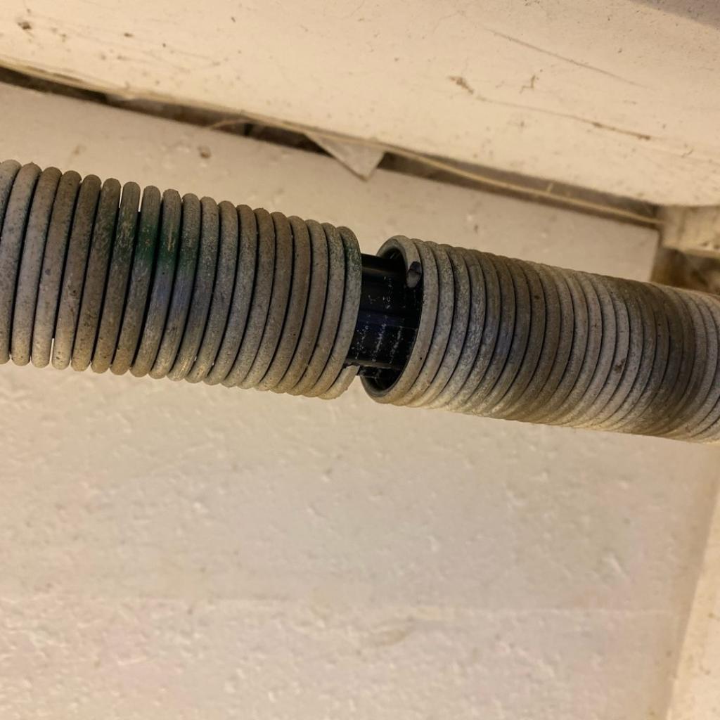 garage-door-spring-replacement