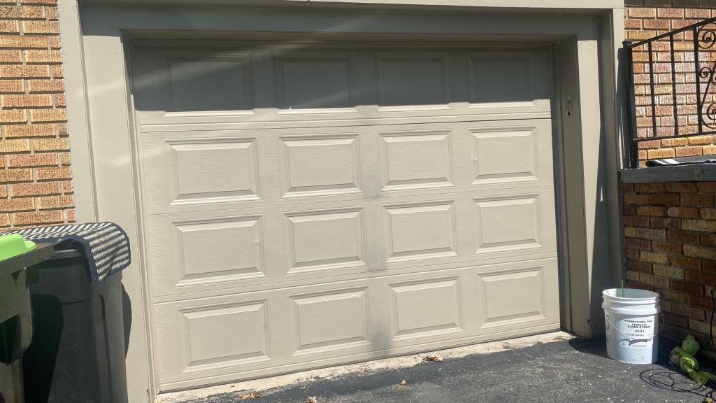 garage-door-spring-replacement