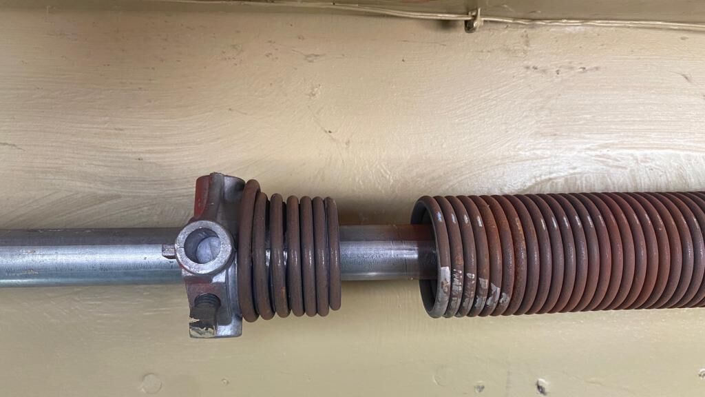 garage-door-spring-replacement