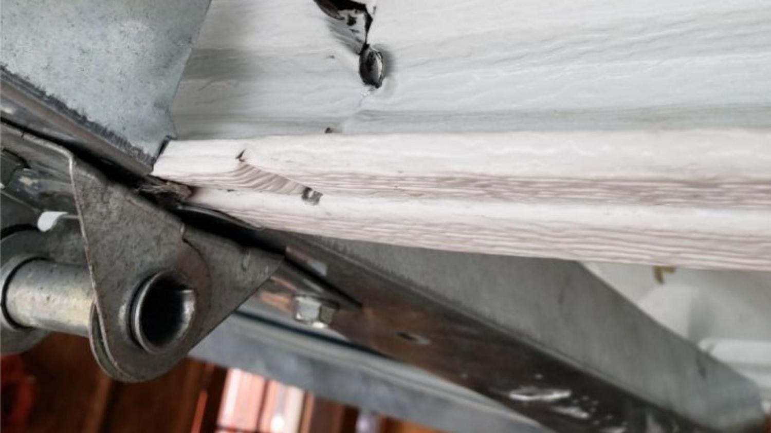 Garage Door Panel Replacement Sarpy Ave, Bellevue, NE