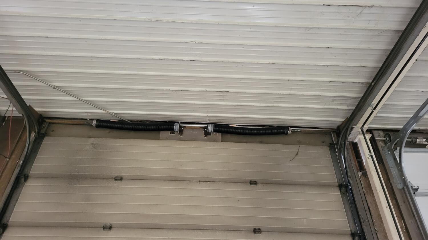 Commercial Garage Door Service N Adams St, Papillion, NE