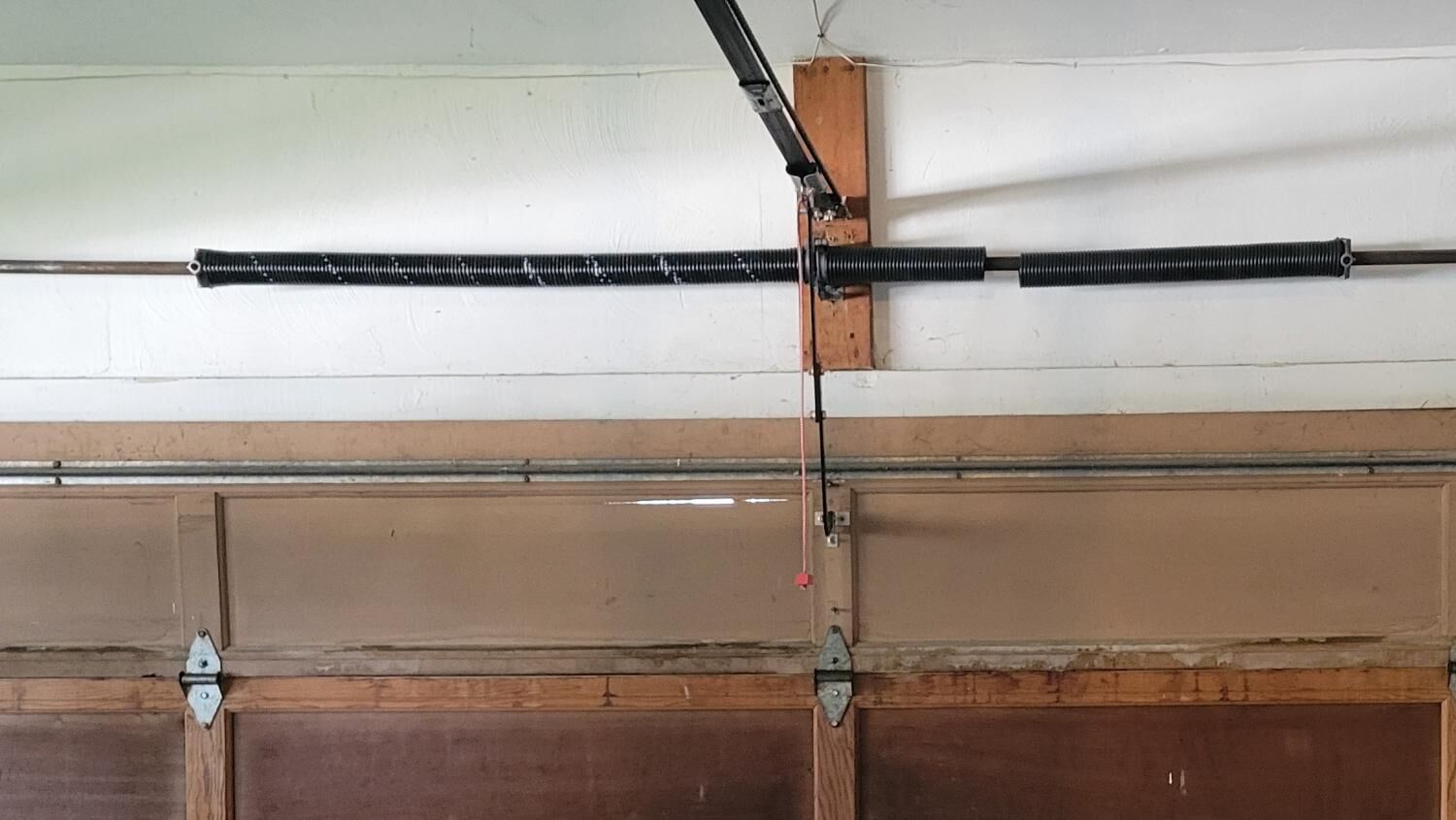 New Garage Door Spring N 21st St, Council Bluffs, IA