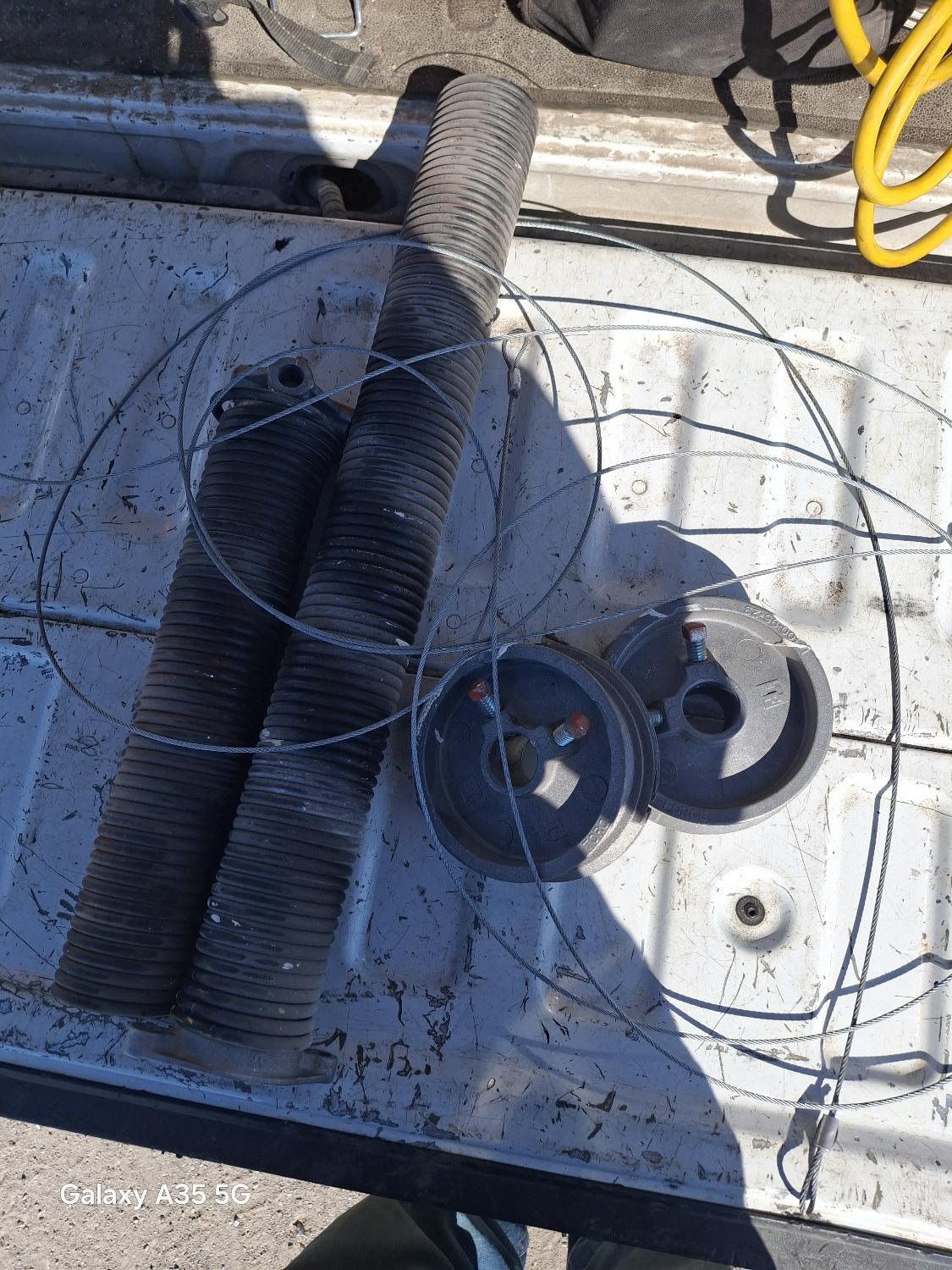 Garage Door Repair Service 5th Ave, Council Bluffs, IA