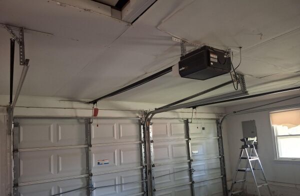 24 Hour Garage Door Repair 27th Ave, Council Bluffs, IA