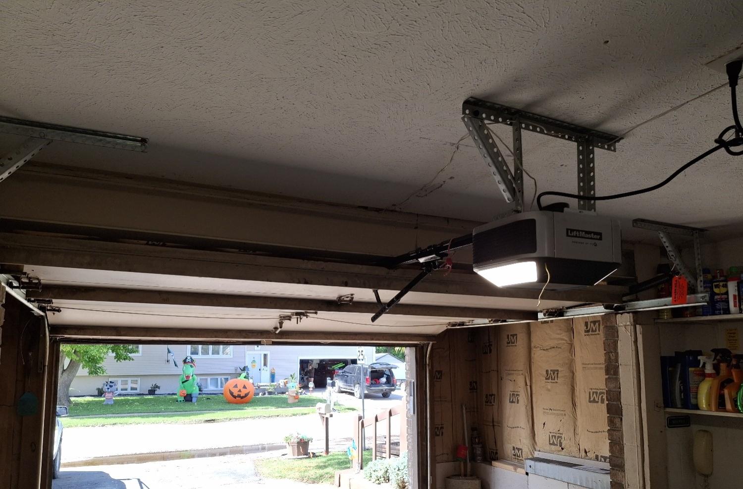 24 Hour Garage Door Repair 27th Ave, Council Bluffs, IA
